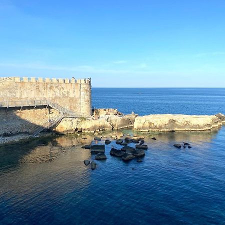 Elegante Appartamento In Palazzo Storico Ortigia Syrakus Exterior foto