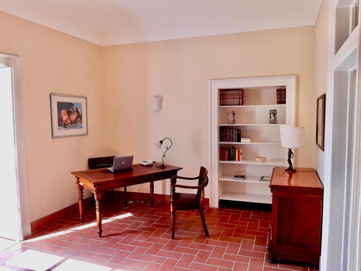 Elegante Appartamento In Palazzo Storico Ortigia Syrakus Exterior foto
