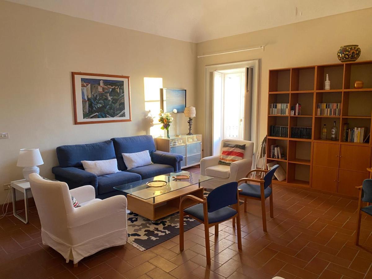 Elegante Appartamento In Palazzo Storico Ortigia Syrakus Exterior foto